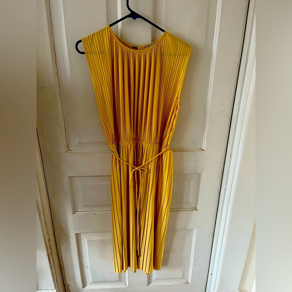 Yellow midi dress